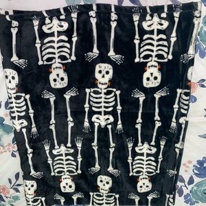 Skeleton throw blanket